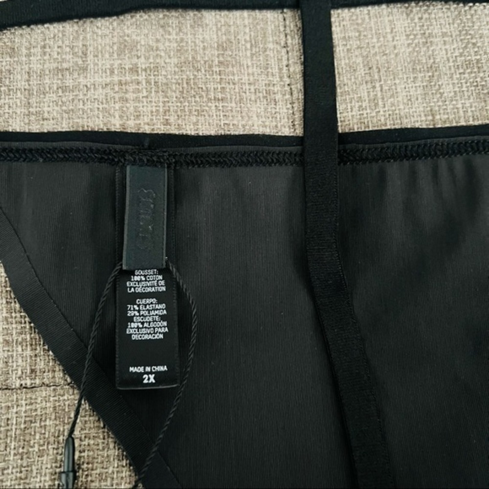 Skims g string - Picture 6 of 6